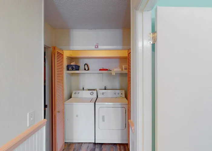 Holiday home Beachfront With Covered Deck Gulf Views Ac Wifi & Laundry Gulf Shores